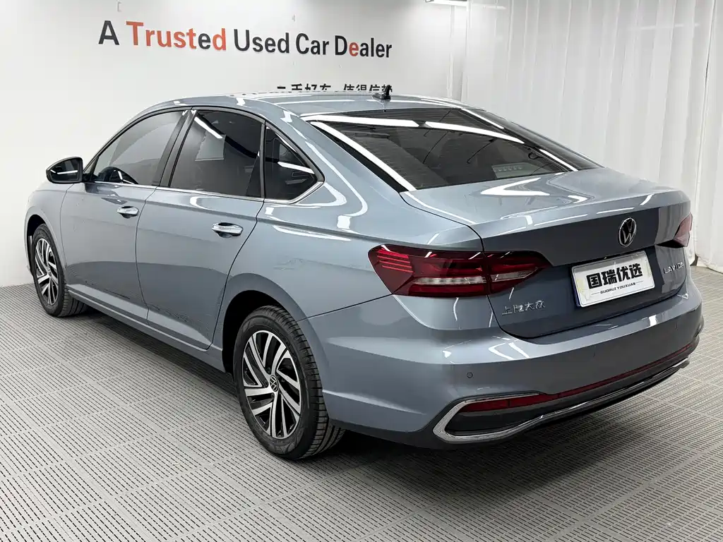 Volkswagen Lavida — миниатюра 6
