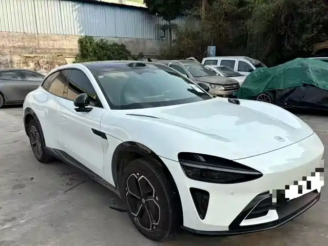 XIAOMI CAR XIAOMI YU7 2025