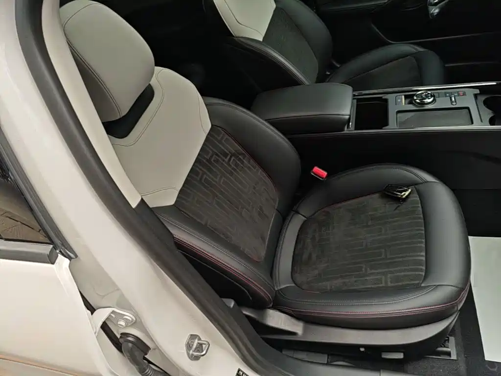 Ford Mondeo — миниатюра 25
