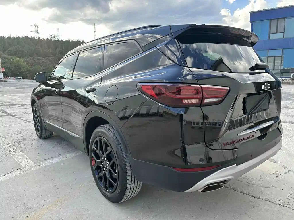 Chevrolet Blazer — миниатюра 14