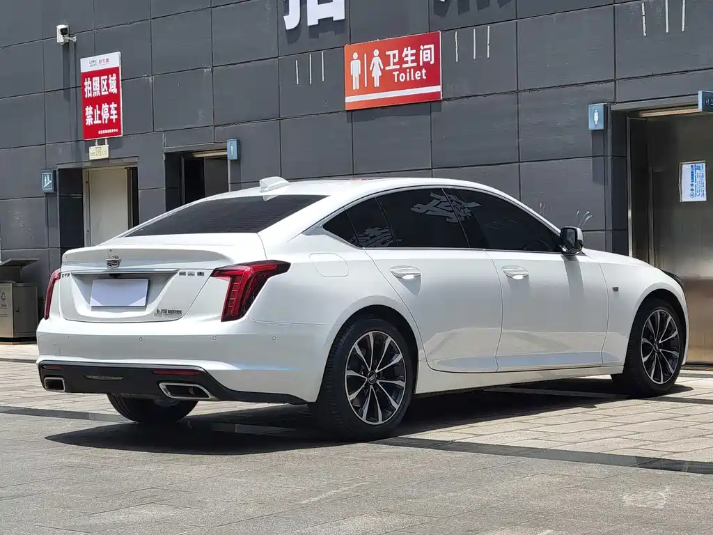 Cadillac CT5 2025 28T Sport