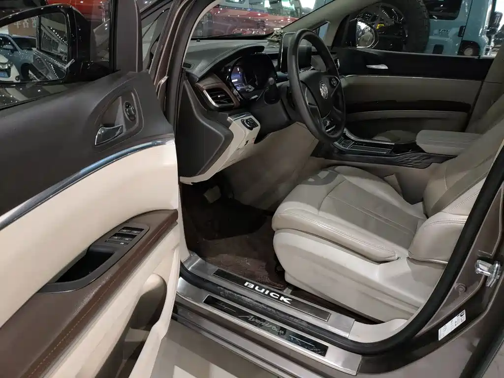 Buick GL8 2020 652T Comfort