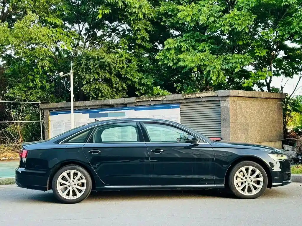 Audi A6L — миниатюра 7