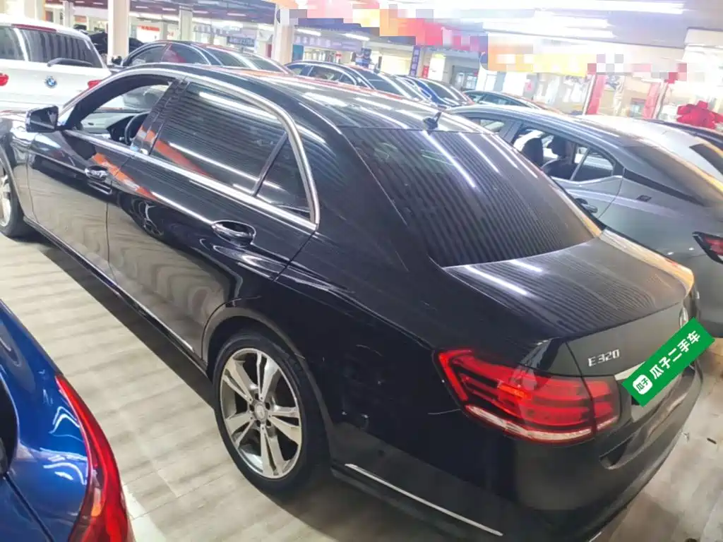 Mercedes-Benz E-Class — миниатюра 5