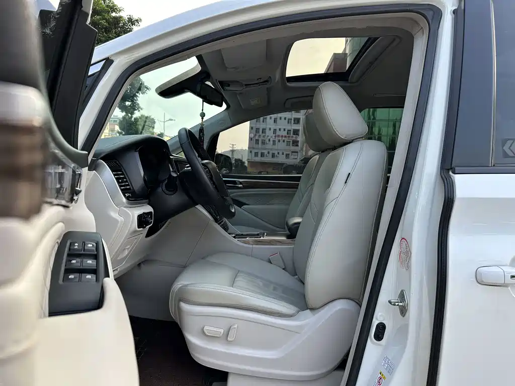 GAC Motor Trumpchi M8 — миниатюра 8