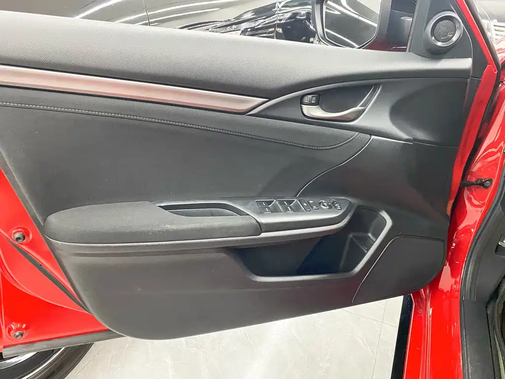 Honda Civic — миниатюра 13