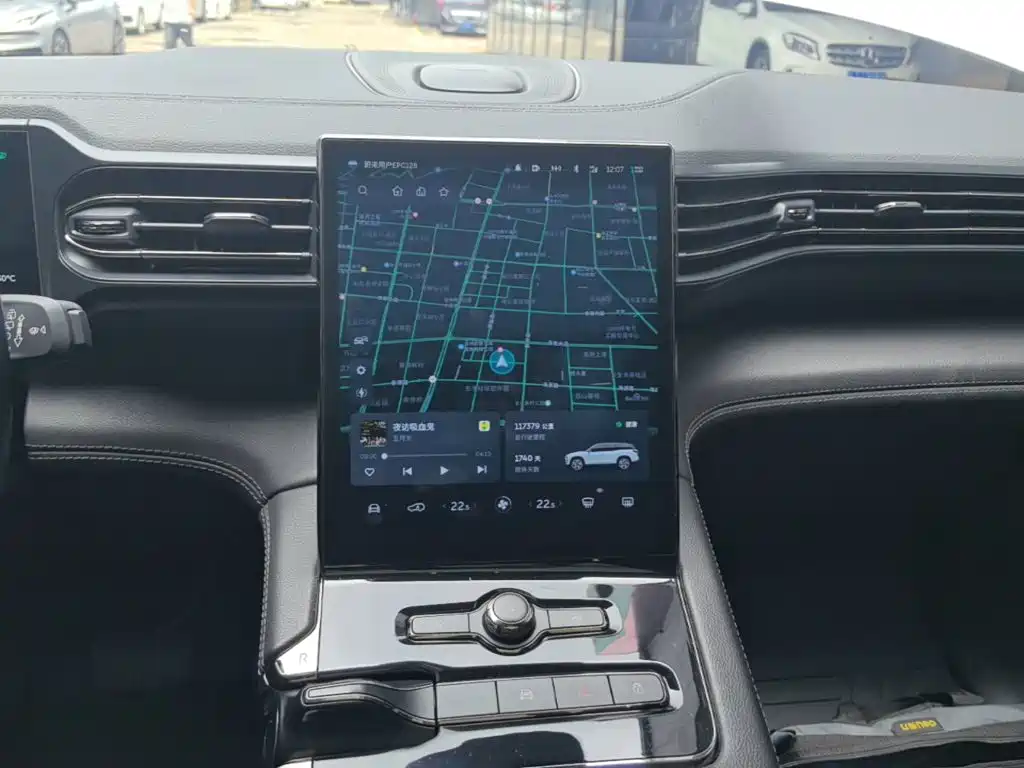NIO ES8 — миниатюра 13