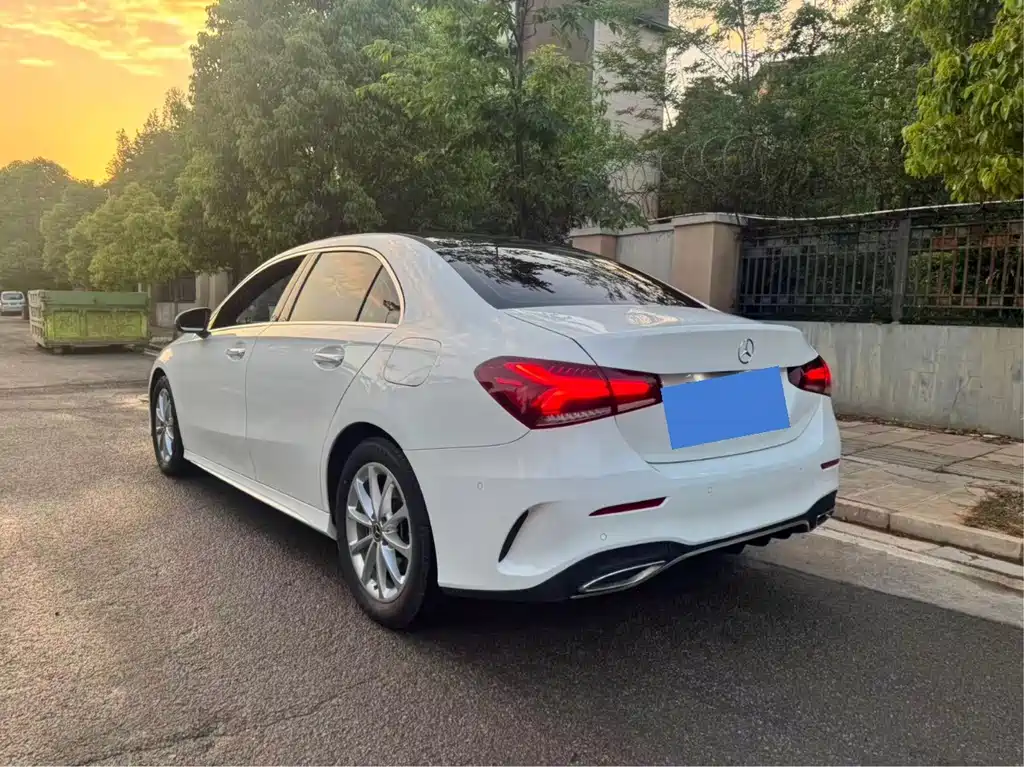 Mercedes-Benz A-Class — миниатюра 10