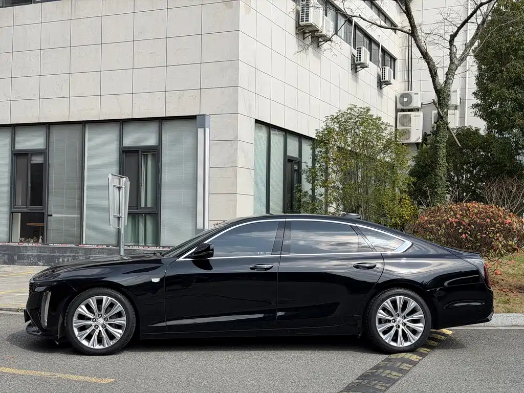 Cadillac CT6 — миниатюра 4