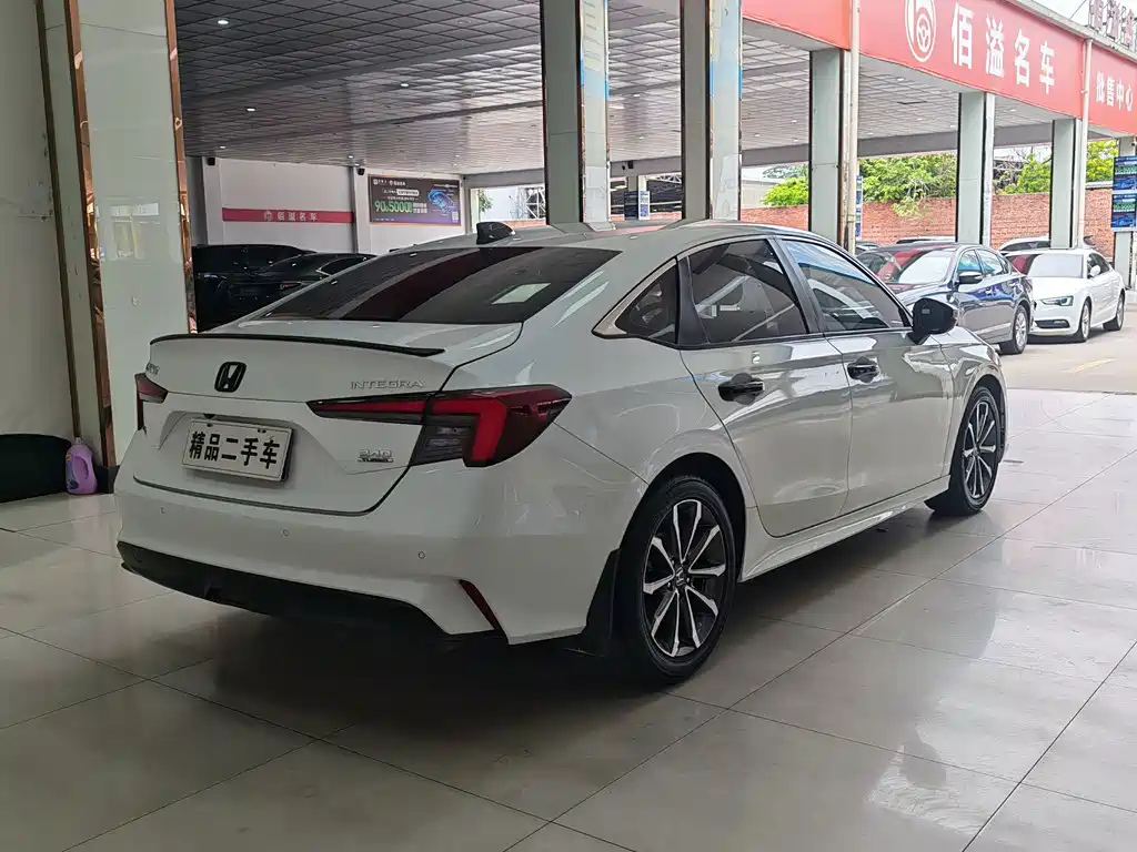 Honda Integra — миниатюра 6