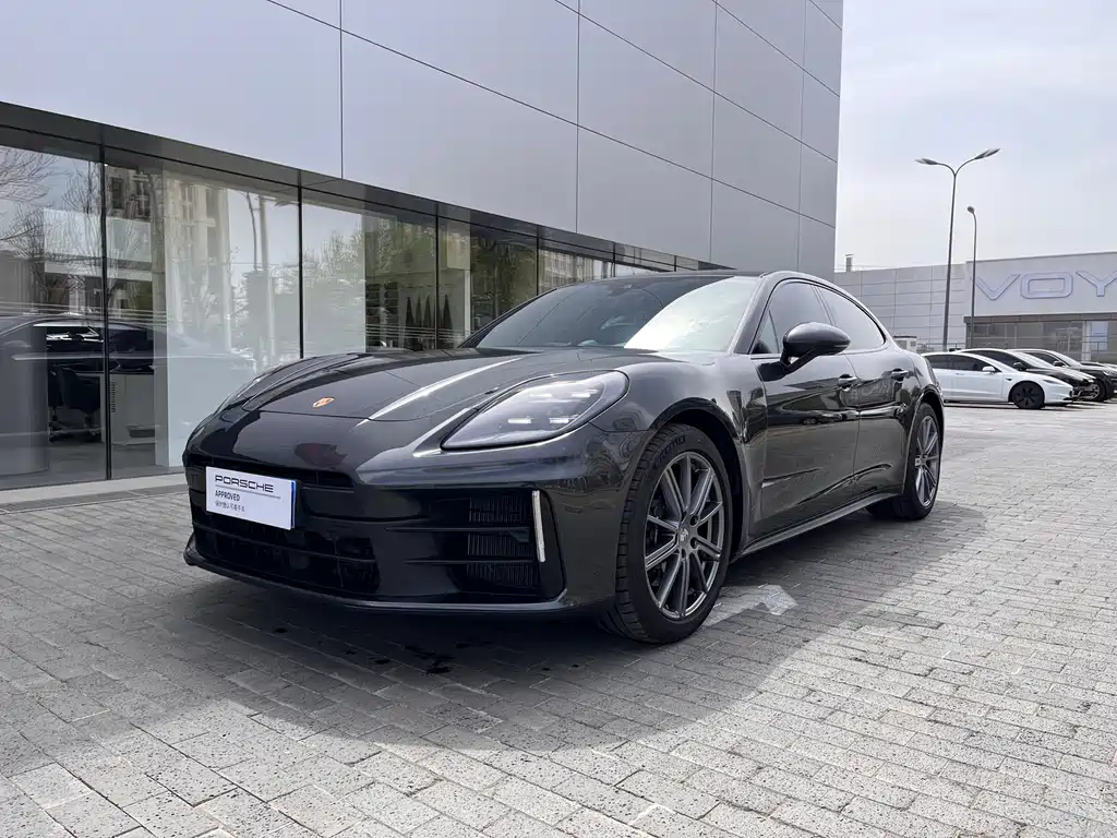 Porsche Panamera 2024