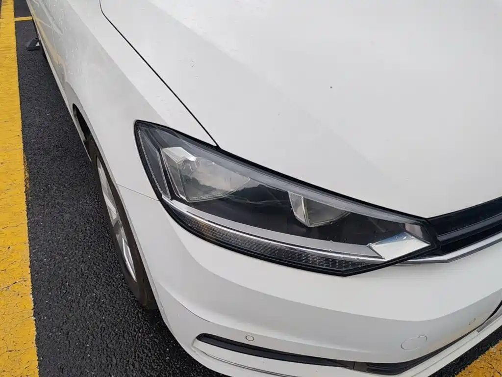 Volkswagen Touran — миниатюра 11