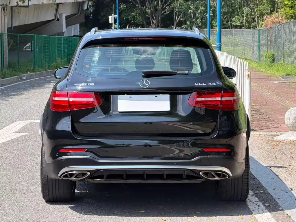 Mercedes-Benz GLC AMG — миниатюра 22