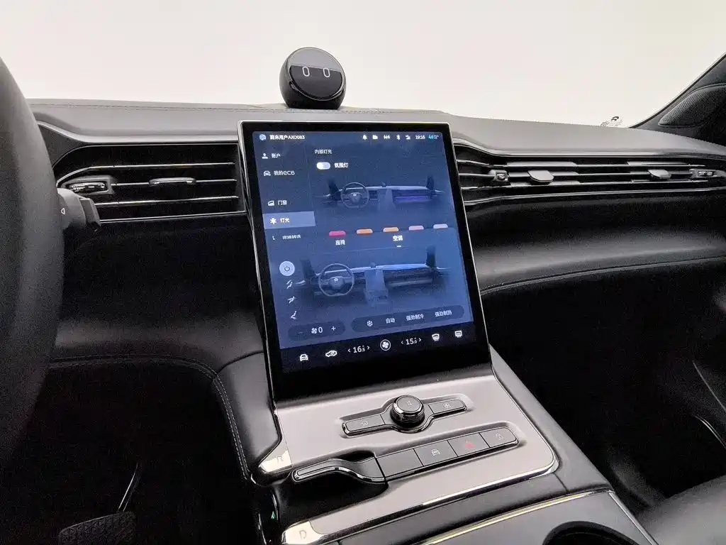 NIO EC6 — миниатюра 12