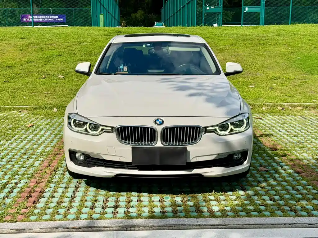 BMW 3 Series — миниатюра 2