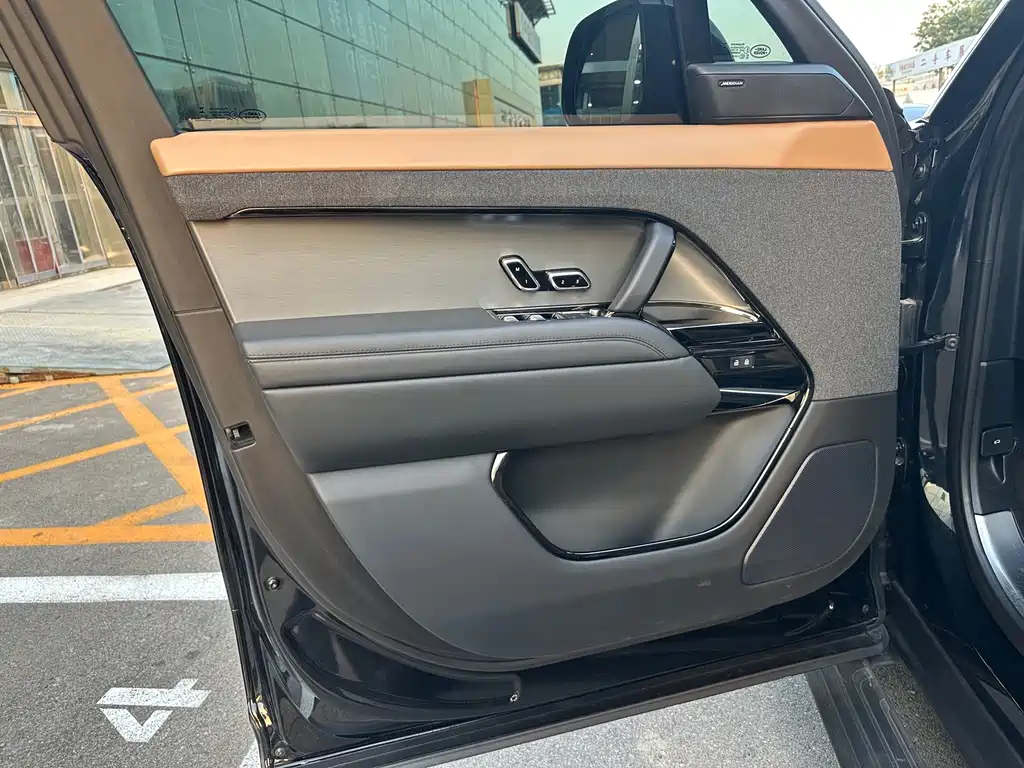 Land Rover Sport — миниатюра 16