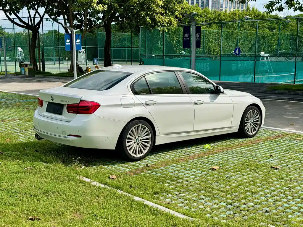 BMW 3 Series — миниатюра 6