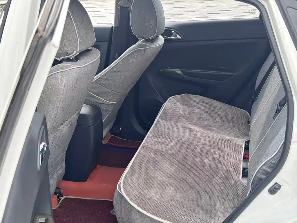Haima Haima M3 — миниатюра 6
