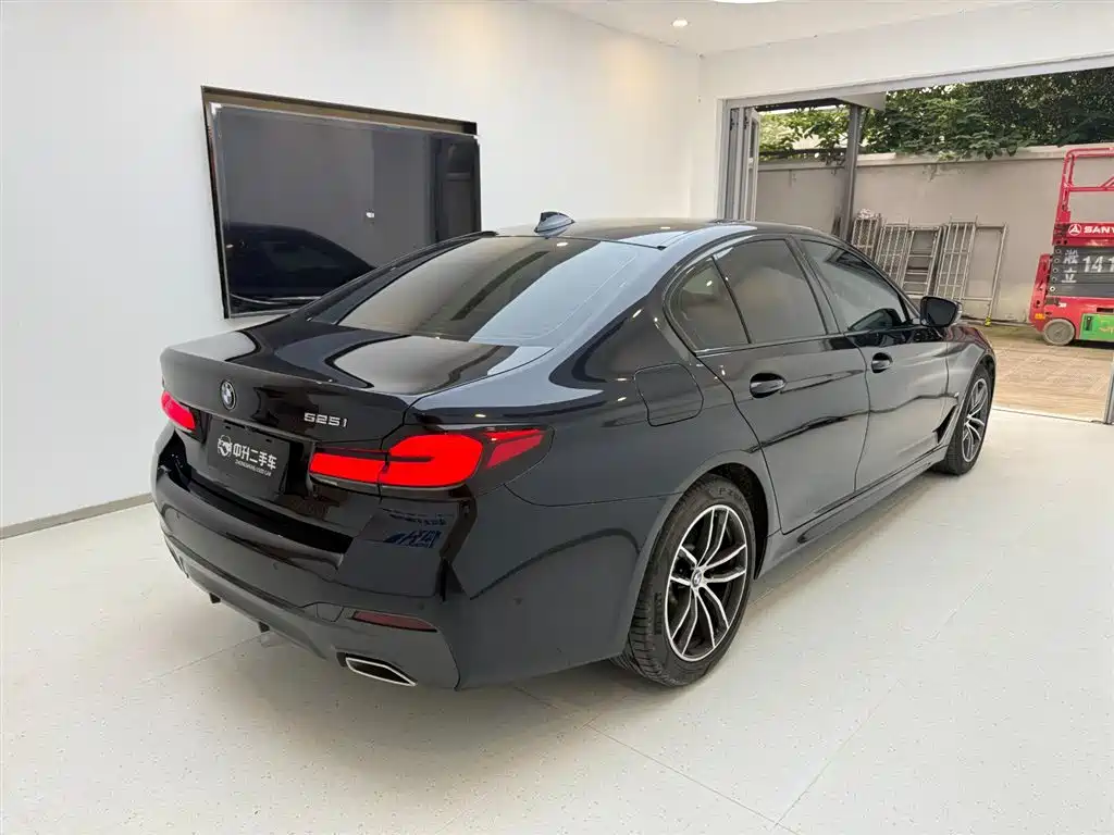 BMW 5 Series 5 2021 525i M Sport