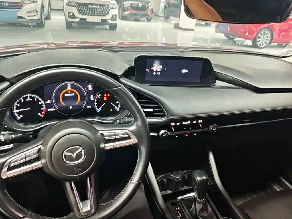 Mazda 3 Axela — миниатюра 10