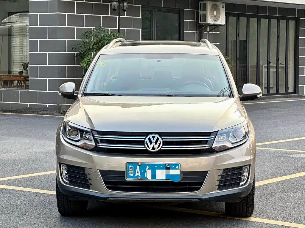 Volkswagen Tiguan — миниатюра 2
