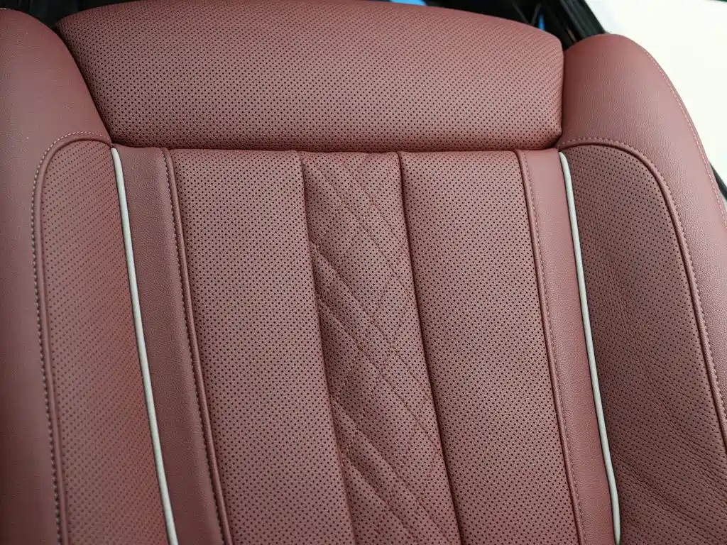 BMW 5 Series New Energy — миниатюра 22