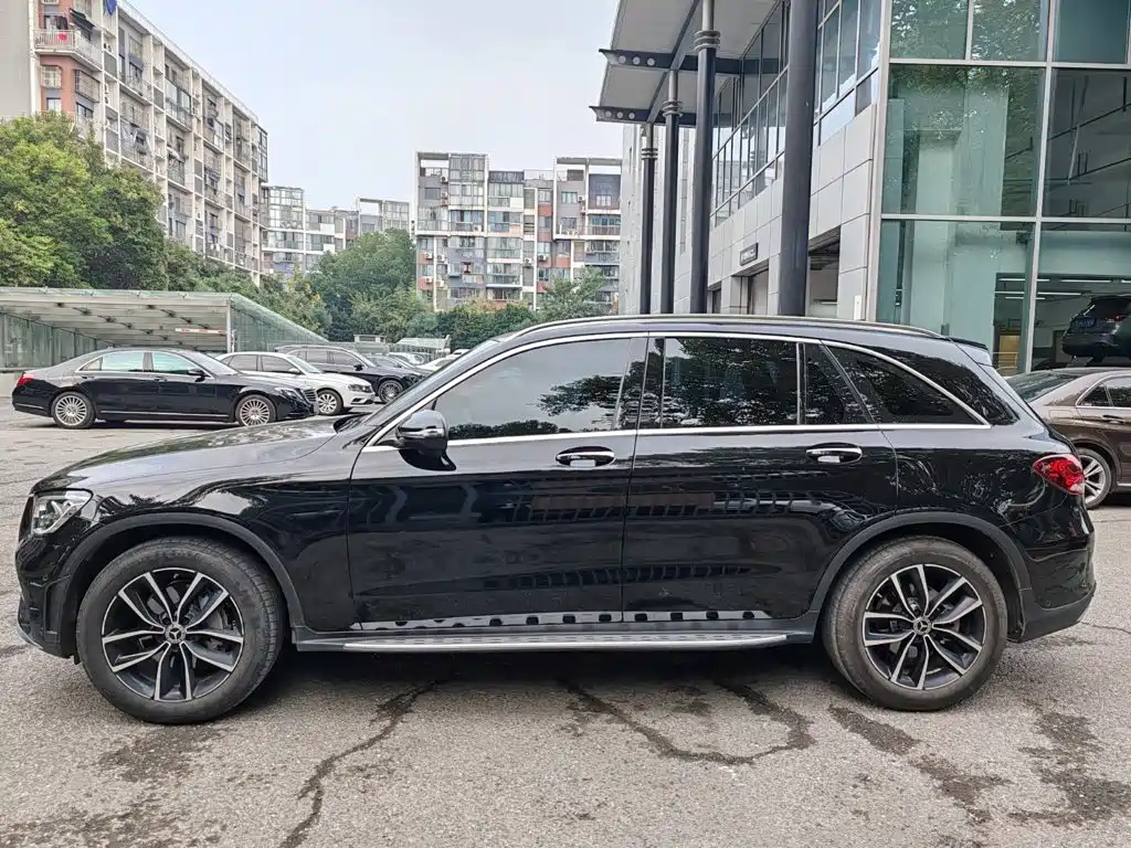 Mercedes-Benz GLC — миниатюра 15