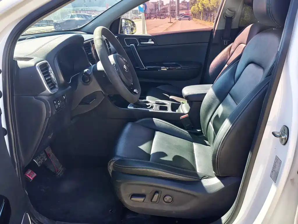 Kia KX5 — миниатюра 8