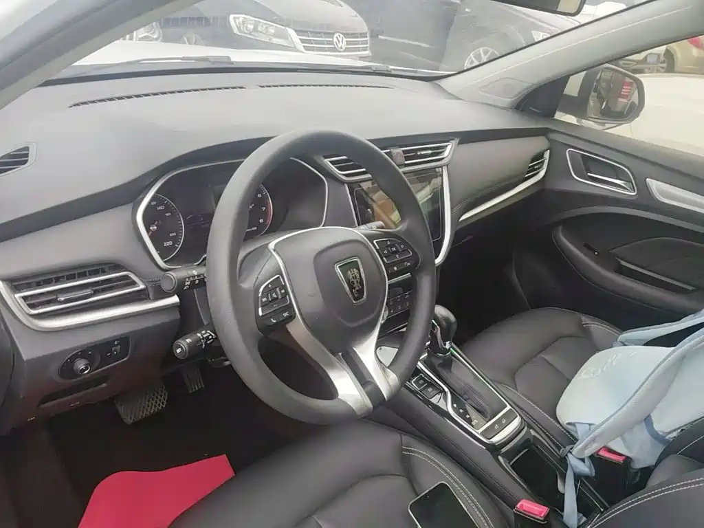 Roewe RX3 — миниатюра 10