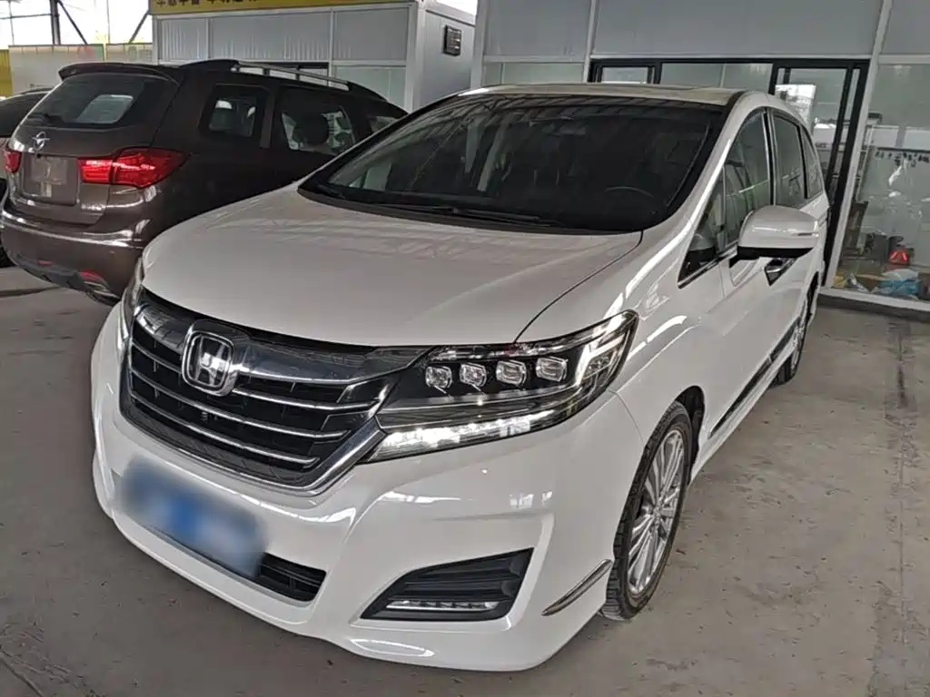 Honda Elysion 2017