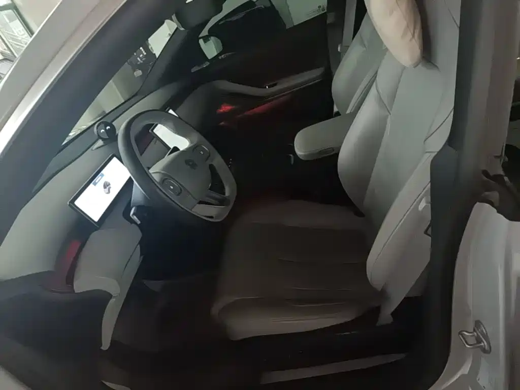 NIO ET5T — миниатюра 15