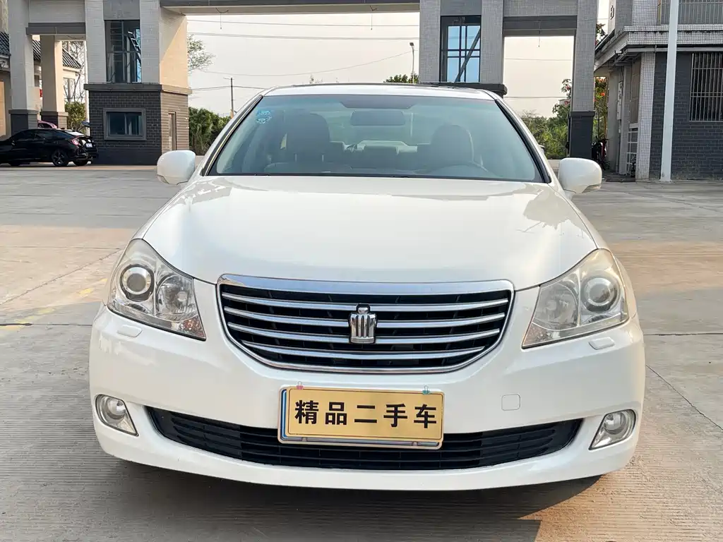Toyota Crown 2010 2.5L Royal
