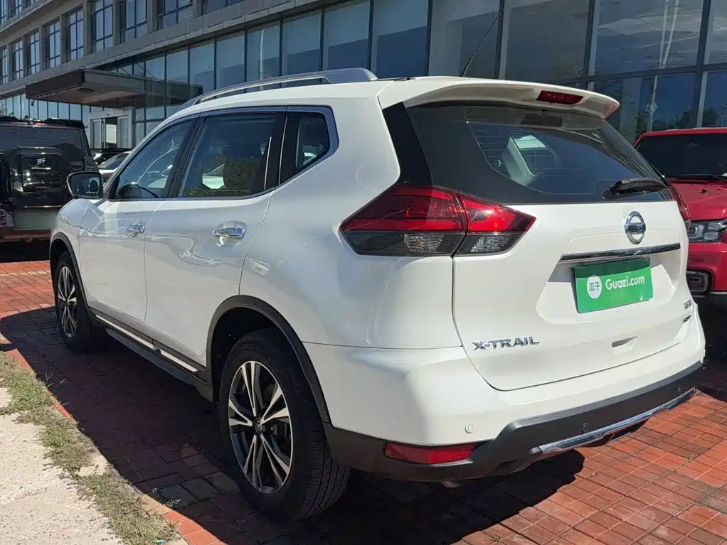 Nissan X-Trail — миниатюра 7