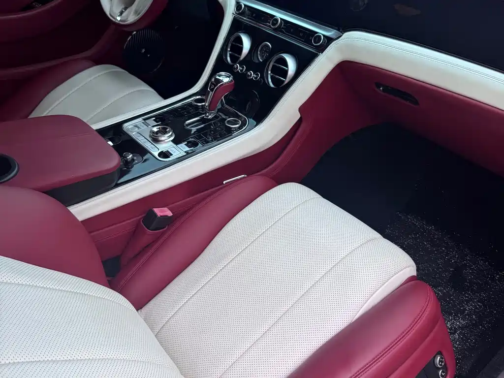 Bentley Continental — миниатюра 4
