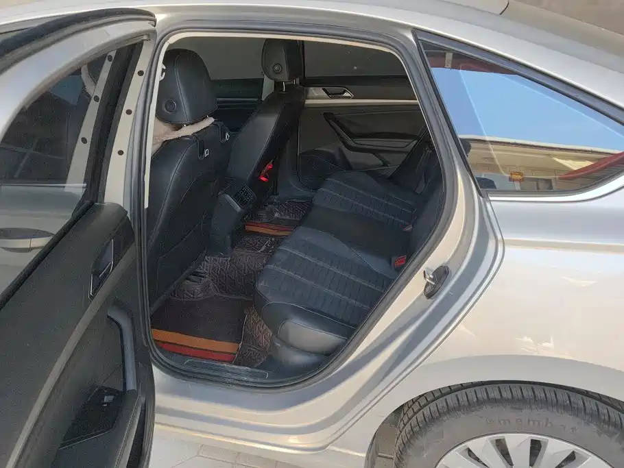 Volkswagen Lavida — миниатюра 11