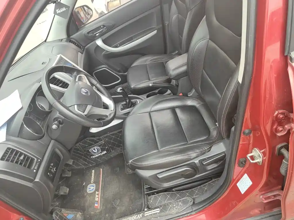 Changan CS35 — миниатюра 15