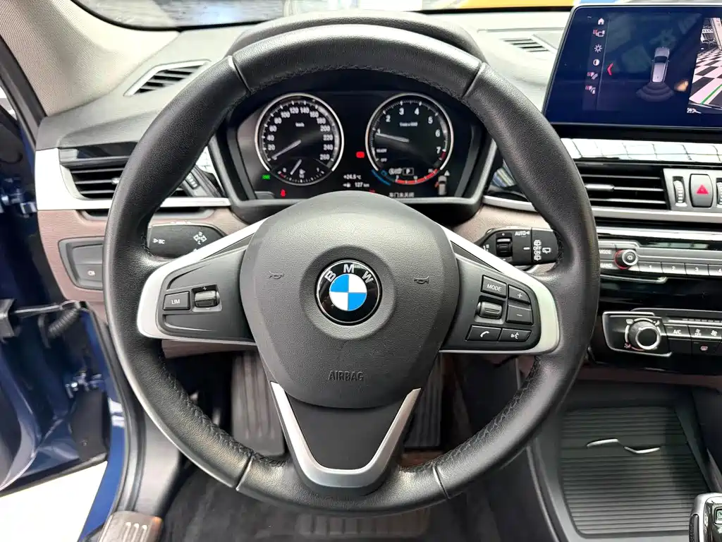 BMW X1 — миниатюра 9