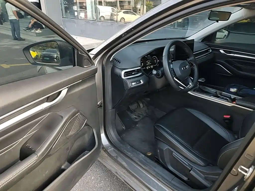 Geely Emgrand — миниатюра 16