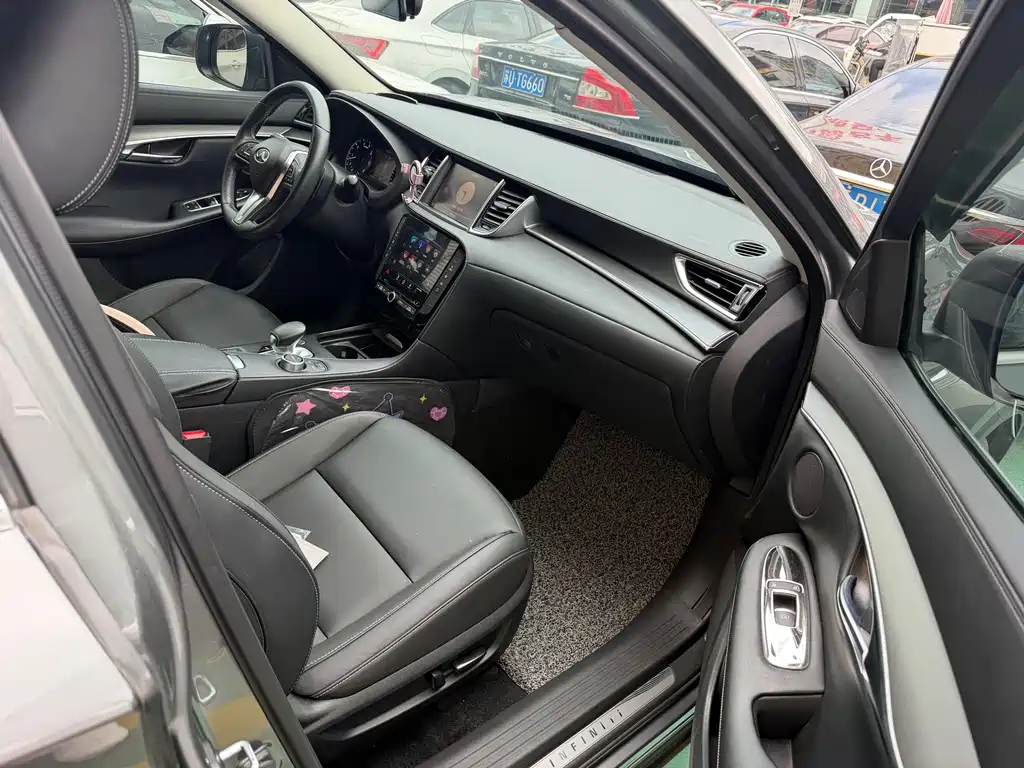 Infiniti QX50 — миниатюра 9