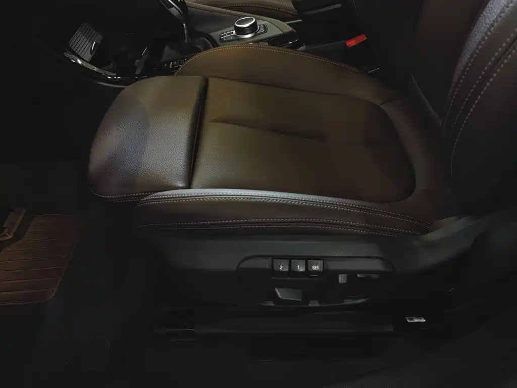 BMW X1 — миниатюра 20