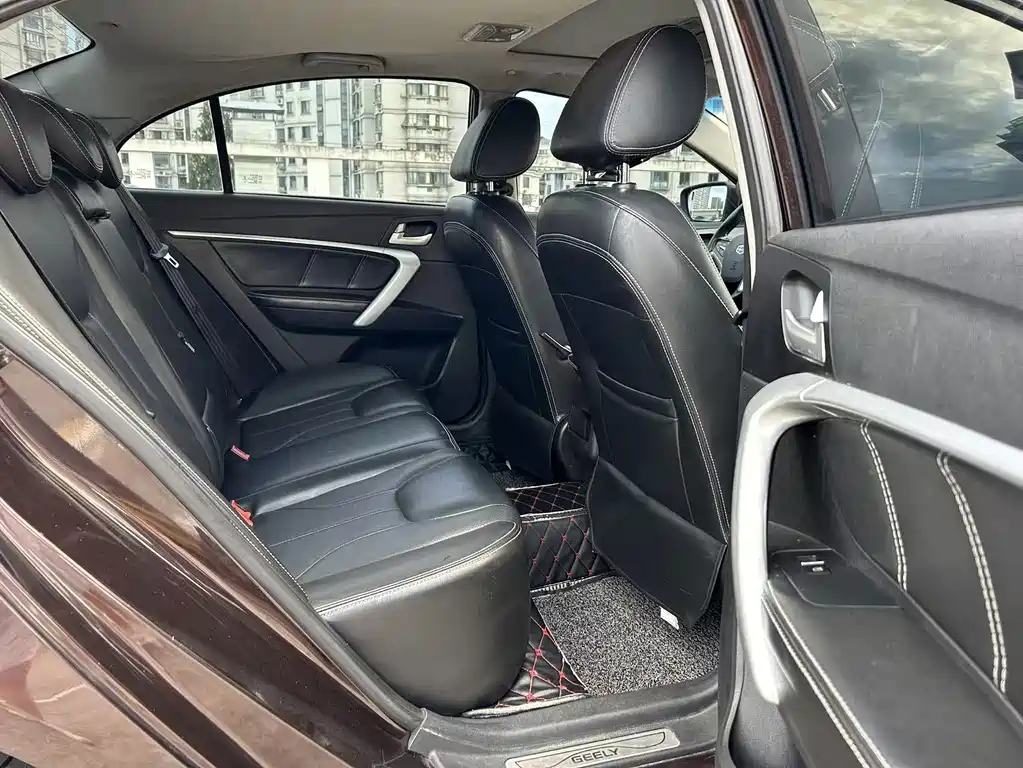 Geely Emgrand — миниатюра 15