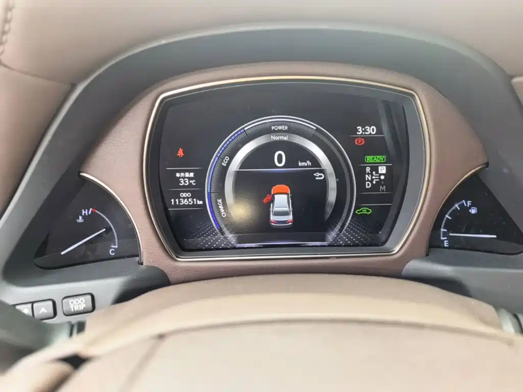 Lexus LS — миниатюра 12