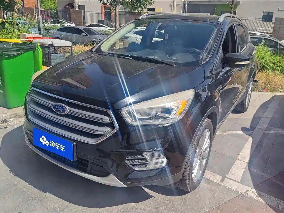Купить Ford Kuga