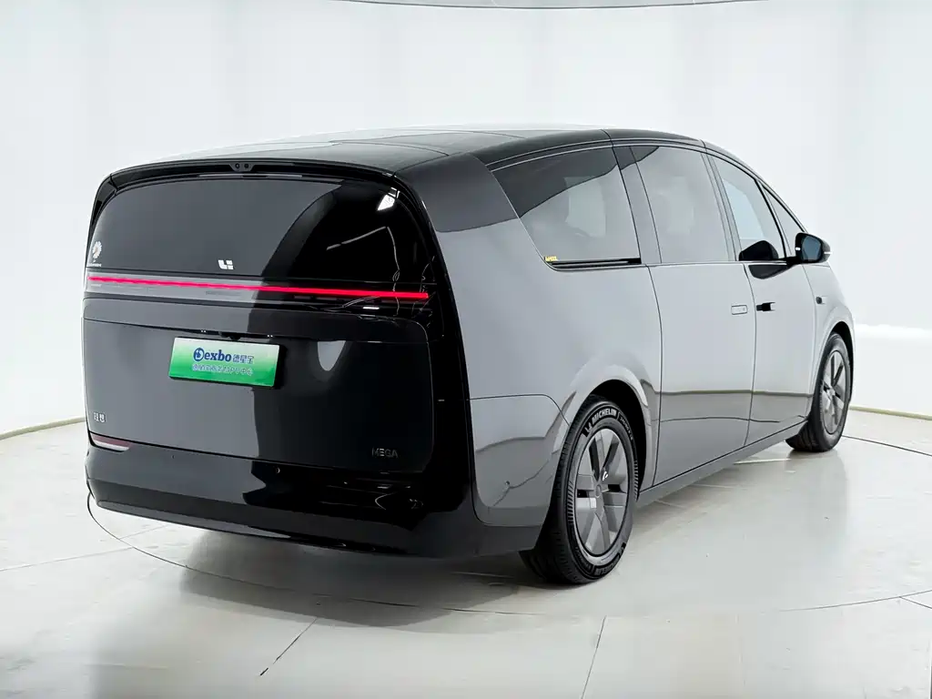 Li Auto MEGA 2025 Home