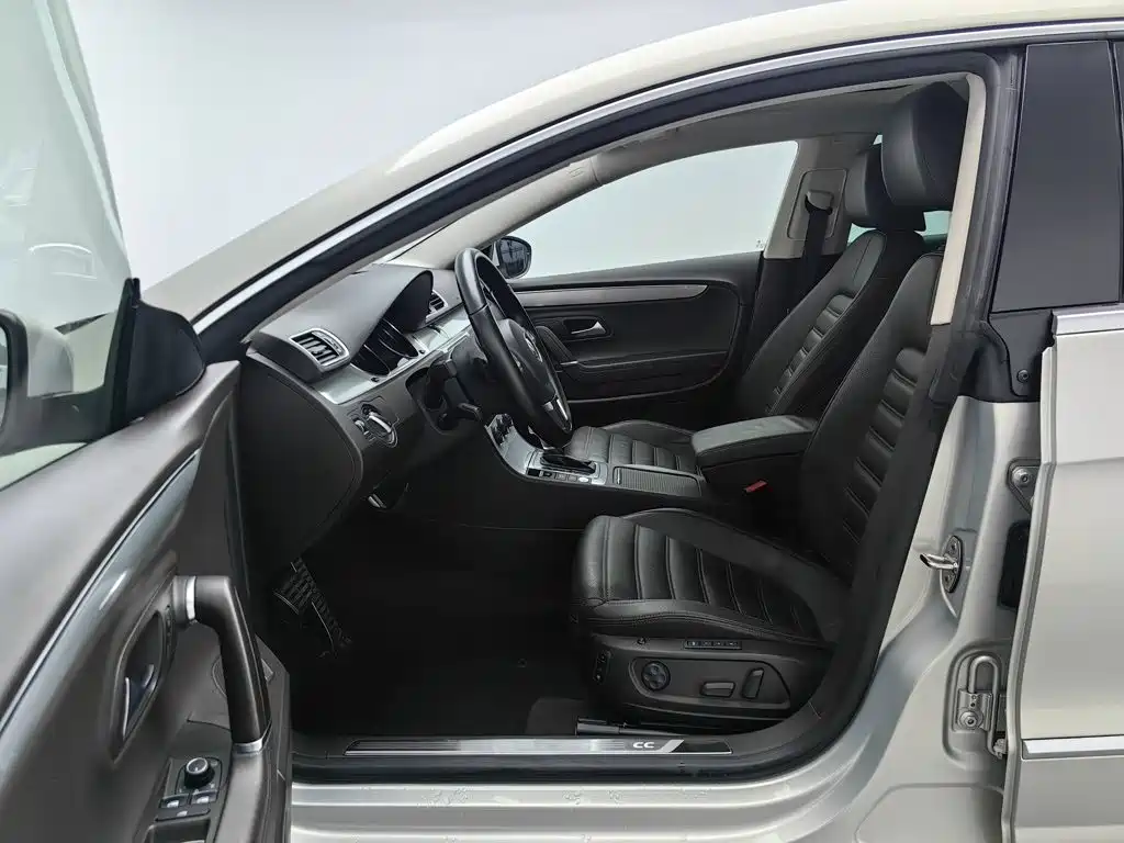 Volkswagen CC — миниатюра 10