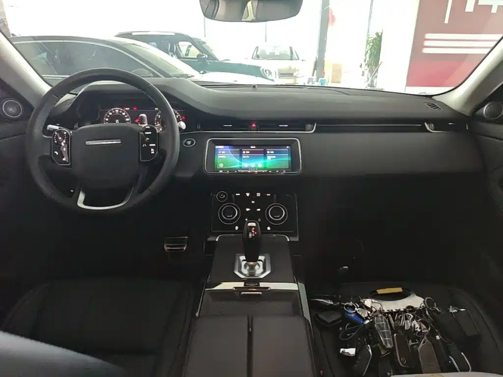 Land Rover Evoque — миниатюра 10