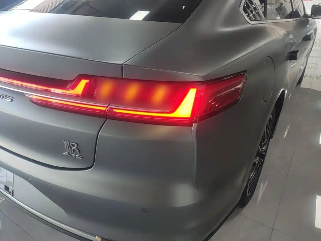 BYD Han — миниатюра 8