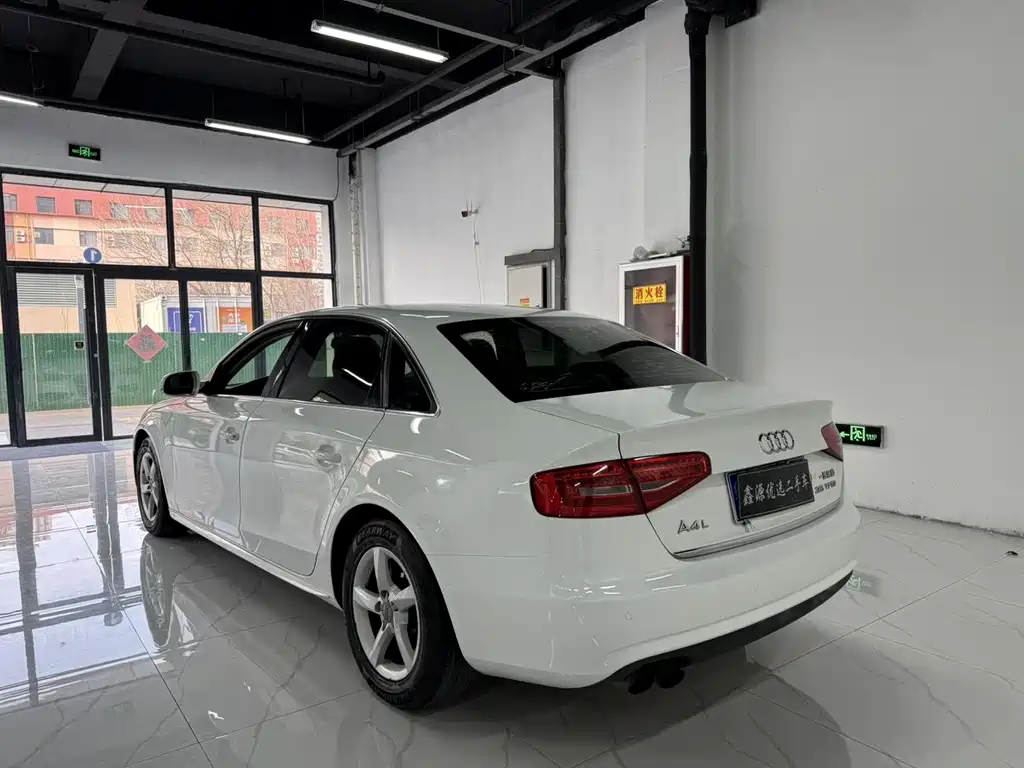 Audi A4L — миниатюра 7