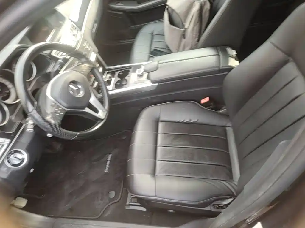 Mercedes-Benz E-Class — миниатюра 15
