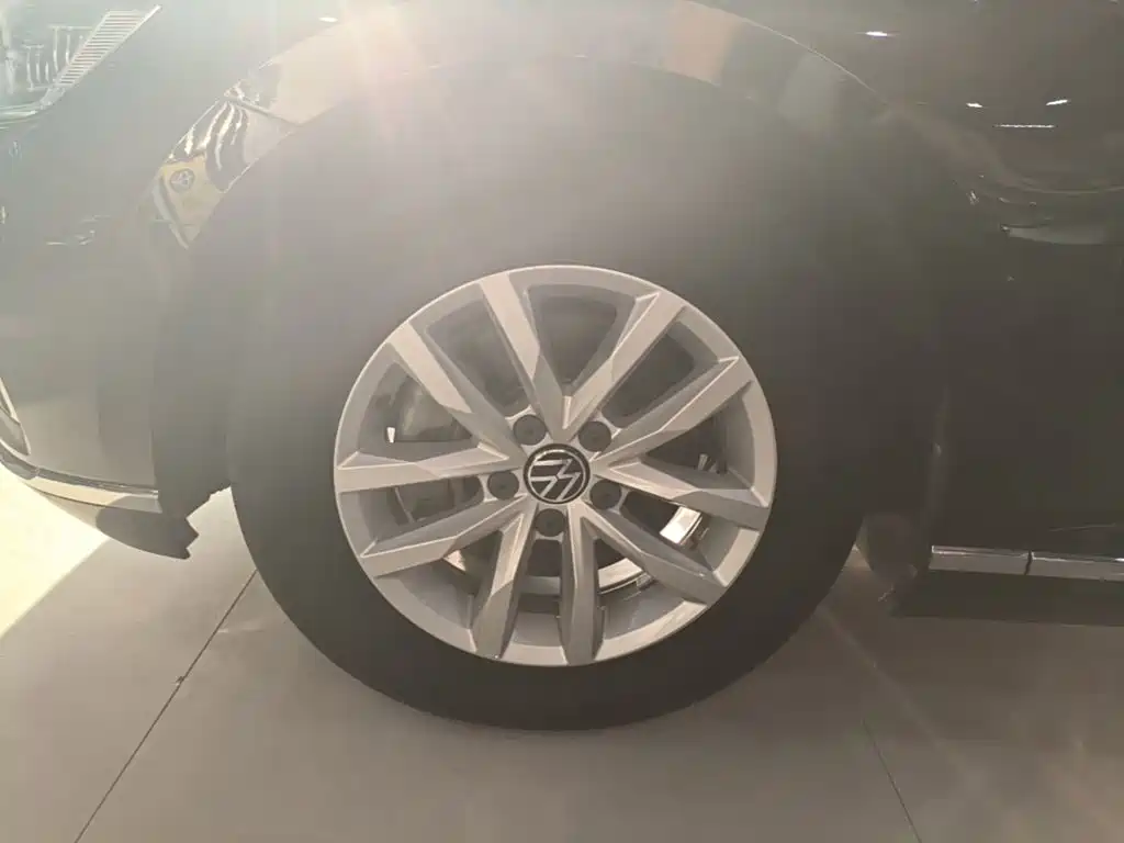 Volkswagen Magotan — миниатюра 23